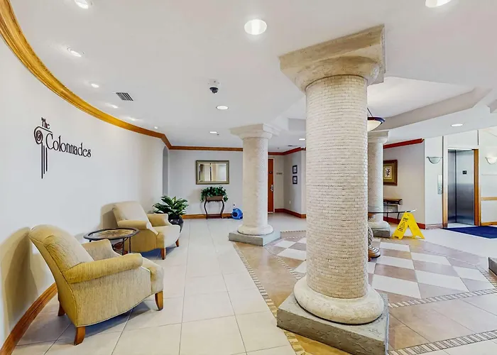 Gulf-front With Shared Outdoor Pool Private Balcony Great Views Ac Gulf Shores